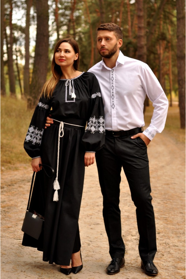 Сорочка чоловіча класична біла з елементами вишивки Сорочка чоловіча класична біла з елементами вишивки